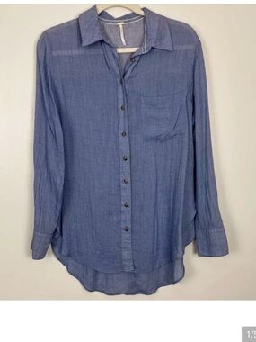 Free people Casual Button-Down Shirt in Blue